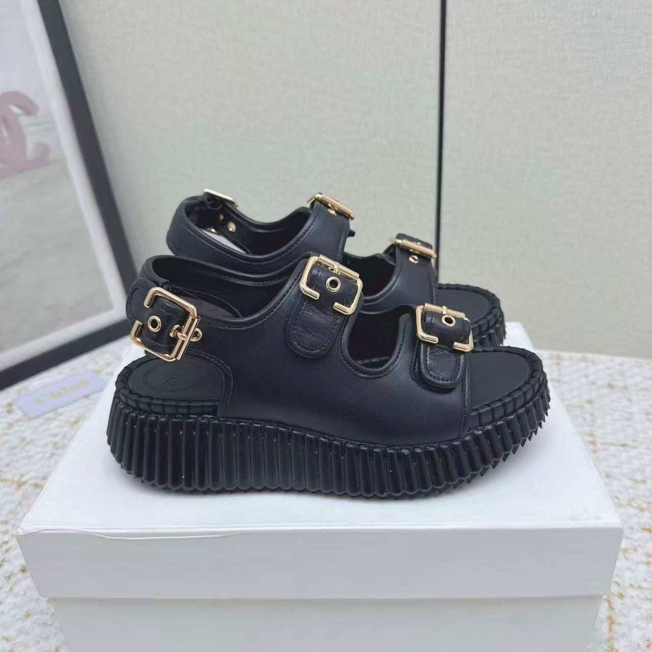 Chloe 26s Nama Wedge Sandal Black Leather