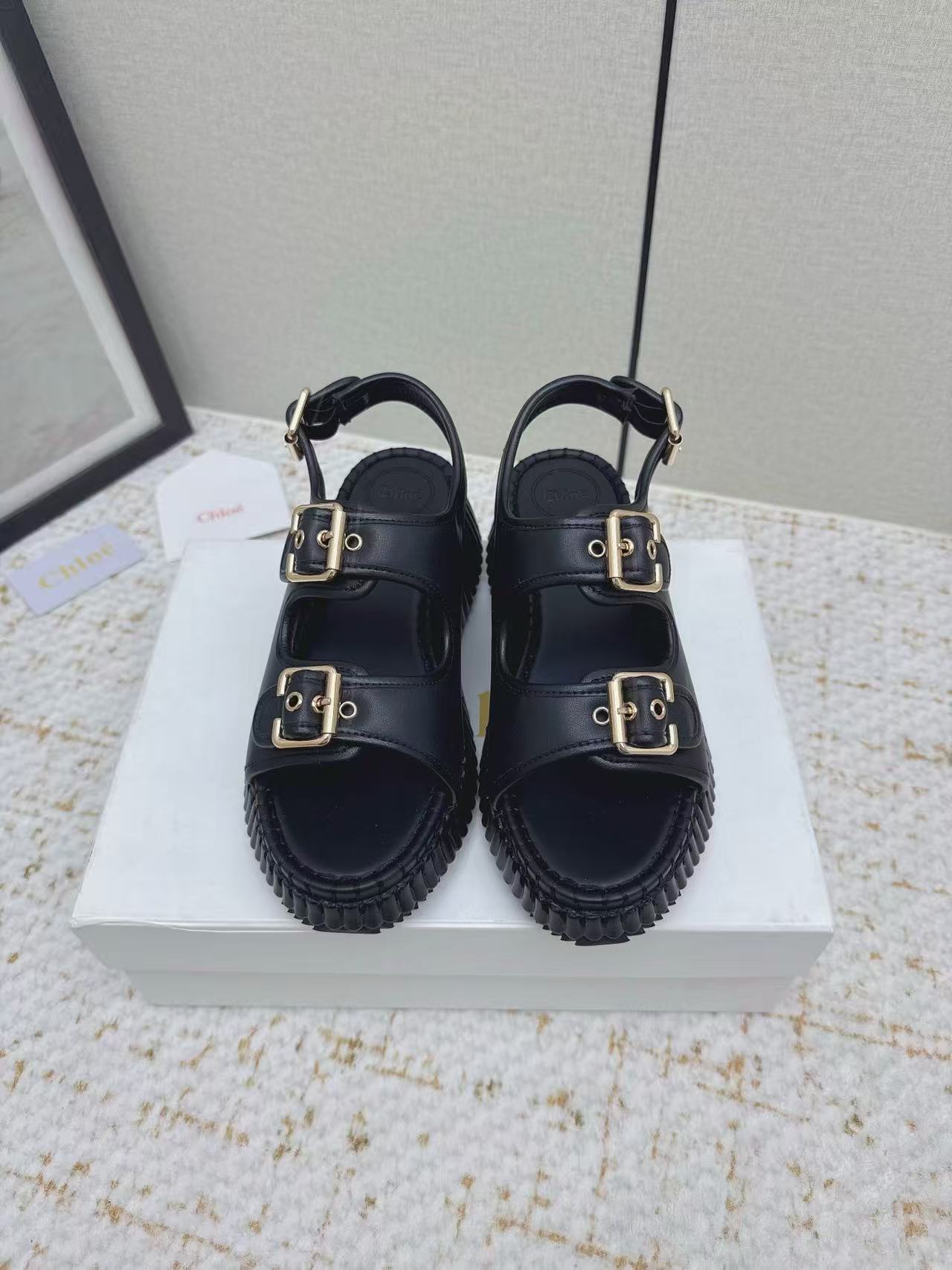 Chloe 26s Nama Wedge Sandal Black Leather