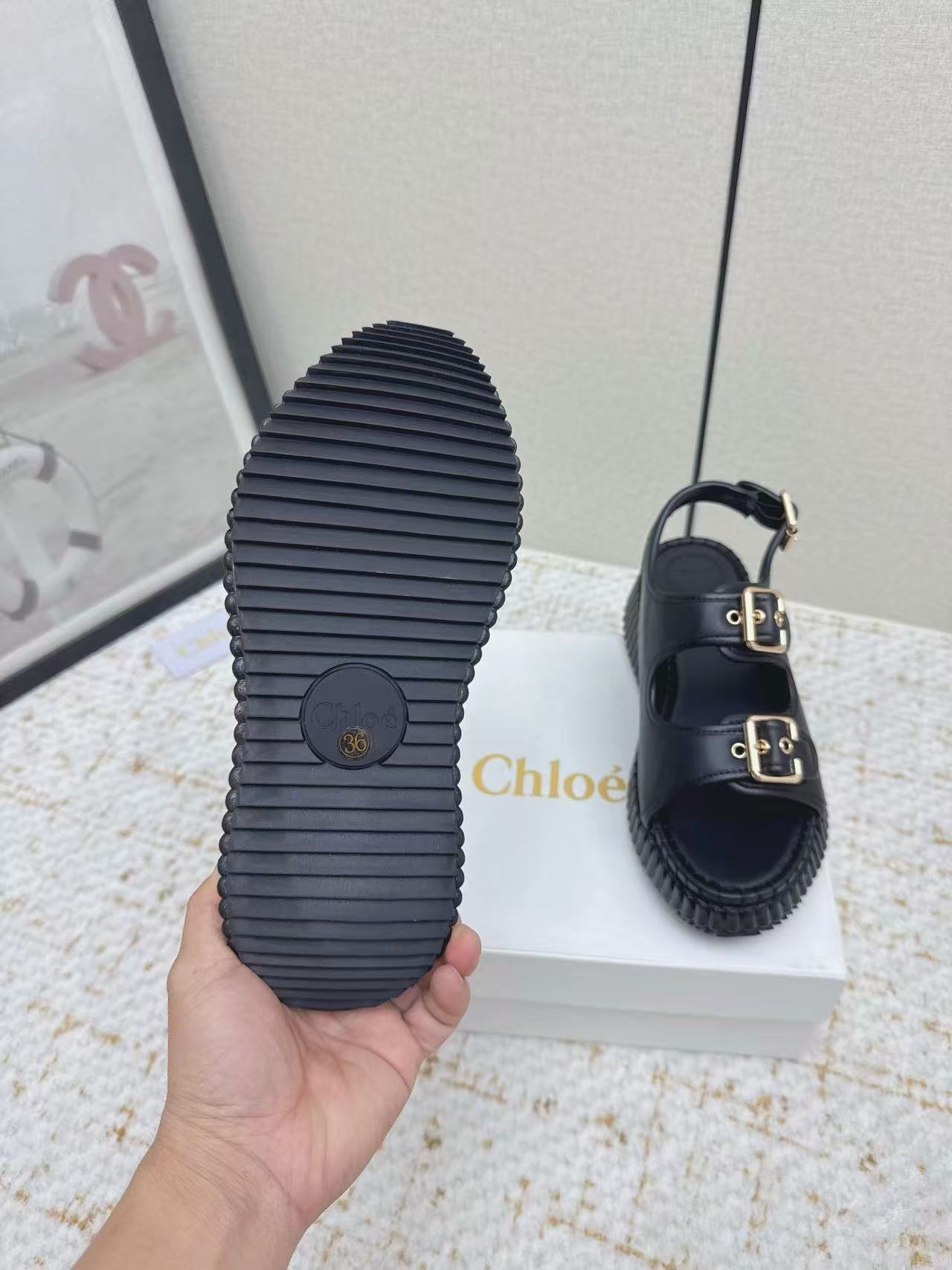 Chloe 26s Nama Wedge Sandal Black Leather