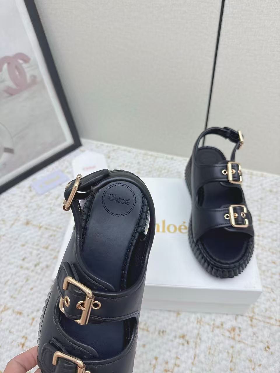 Chloe 26s Nama Wedge Sandal Black Leather