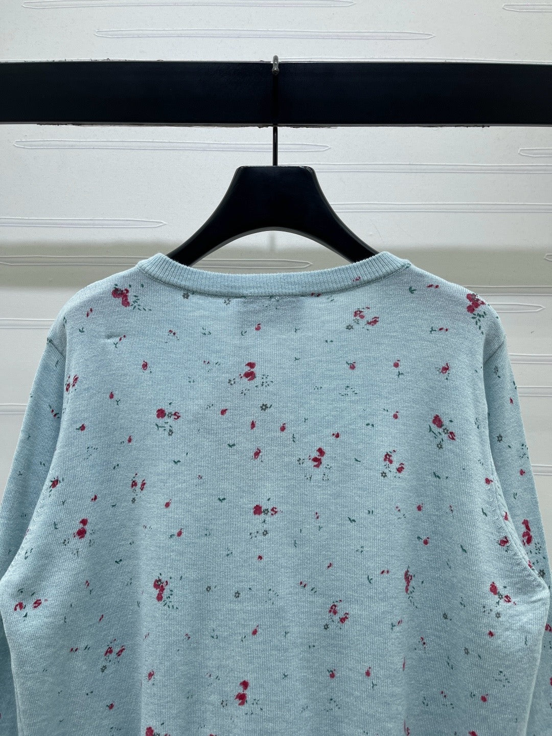 Prada 26s Red Floral Pattern Knitted Cardigan Wool