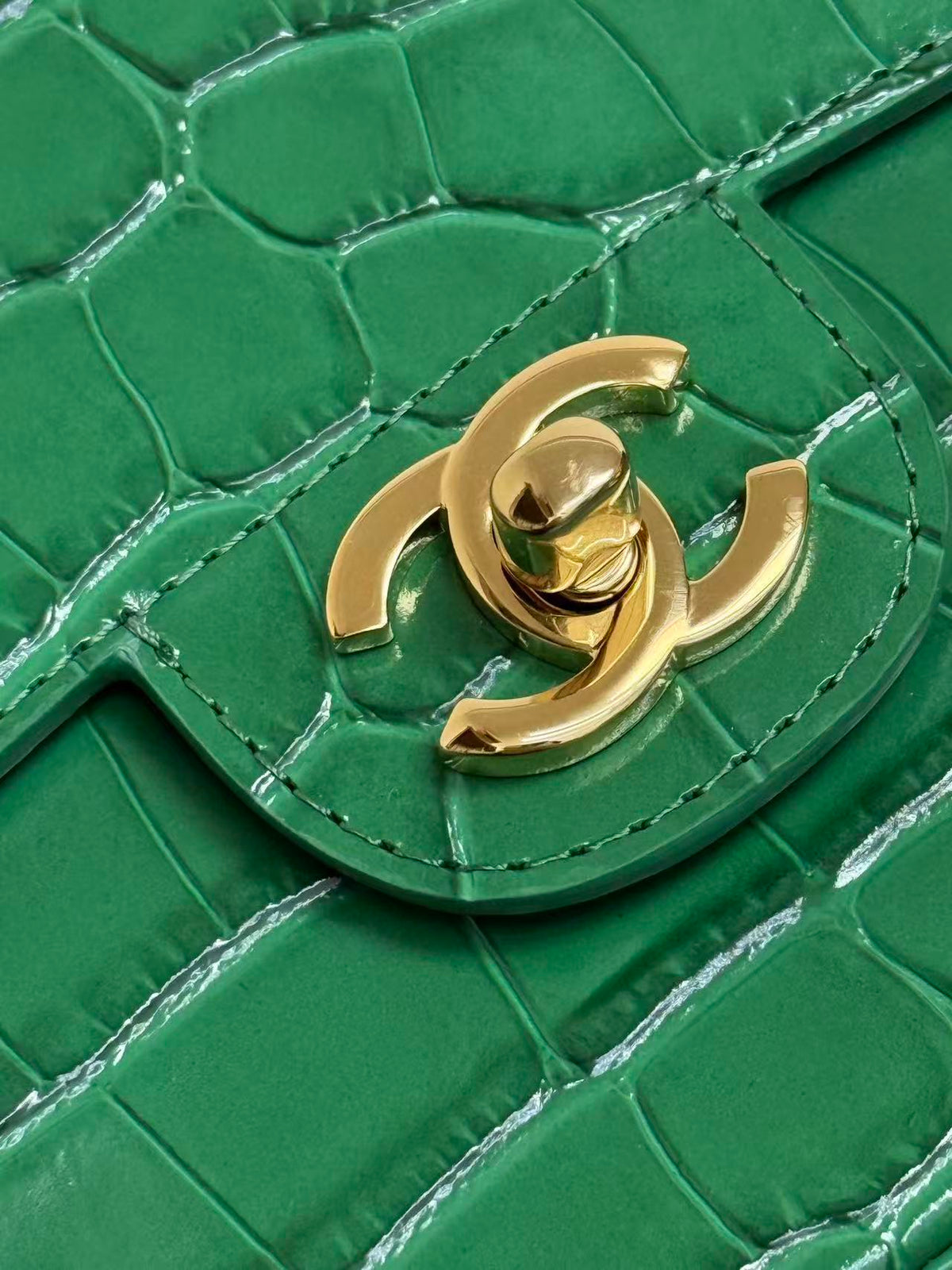CC 26s Top Handle Flap Bag Green Crocodile-Embossed Leather