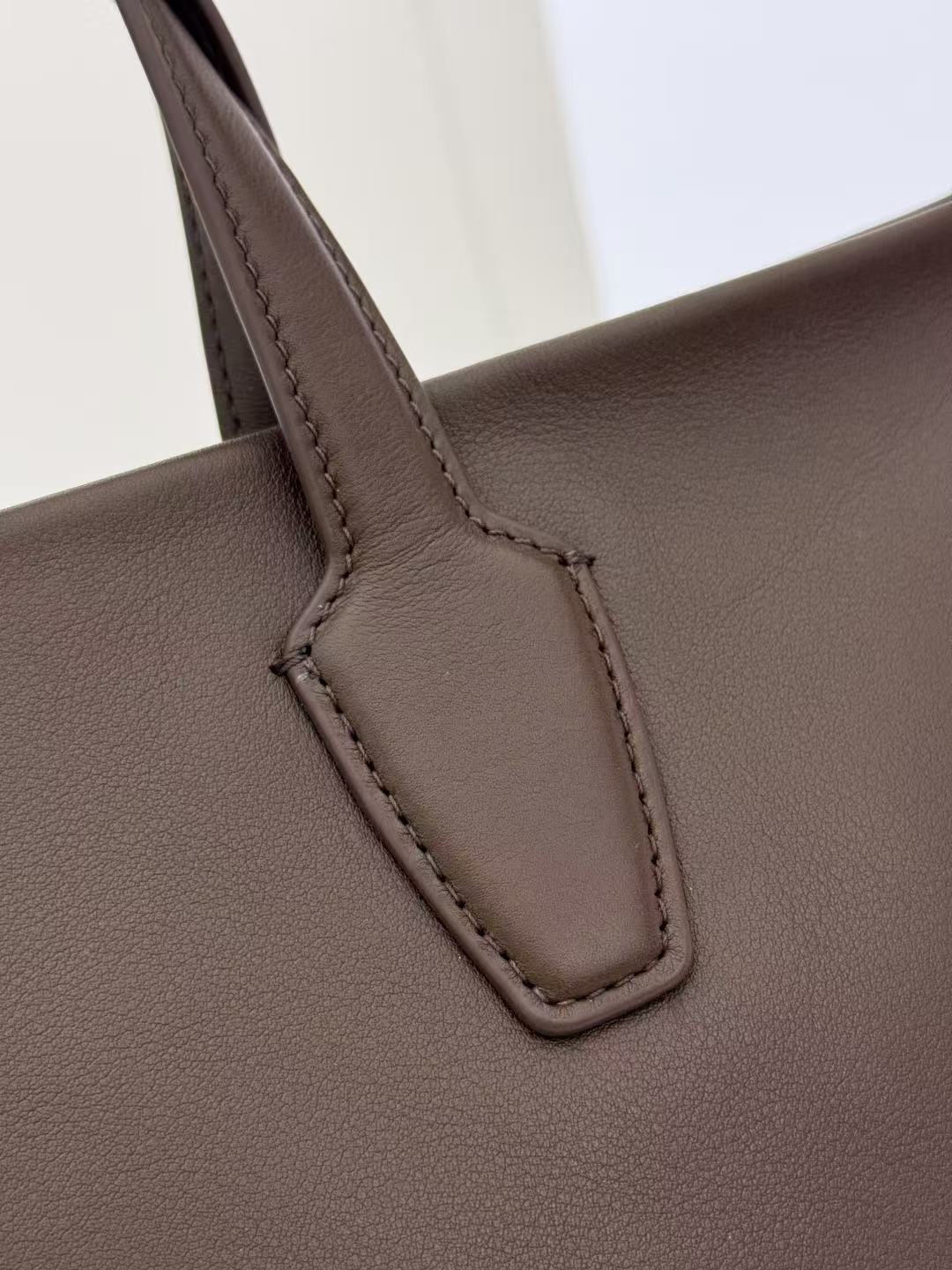 The Row 26s Marcel Tote Bag Dark Brown Leather