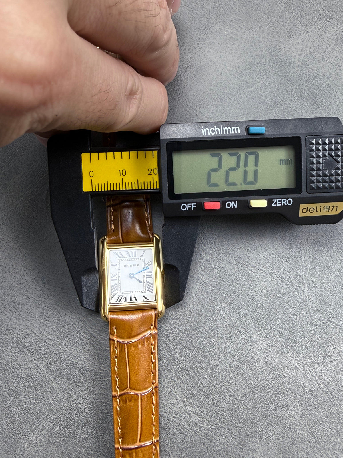 Tank Must 22mm Gold Tan Brown Crocodile