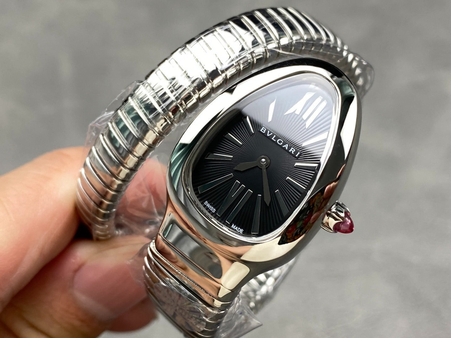 Bulgari Serpenti Tubogas Sliver With Black Dial