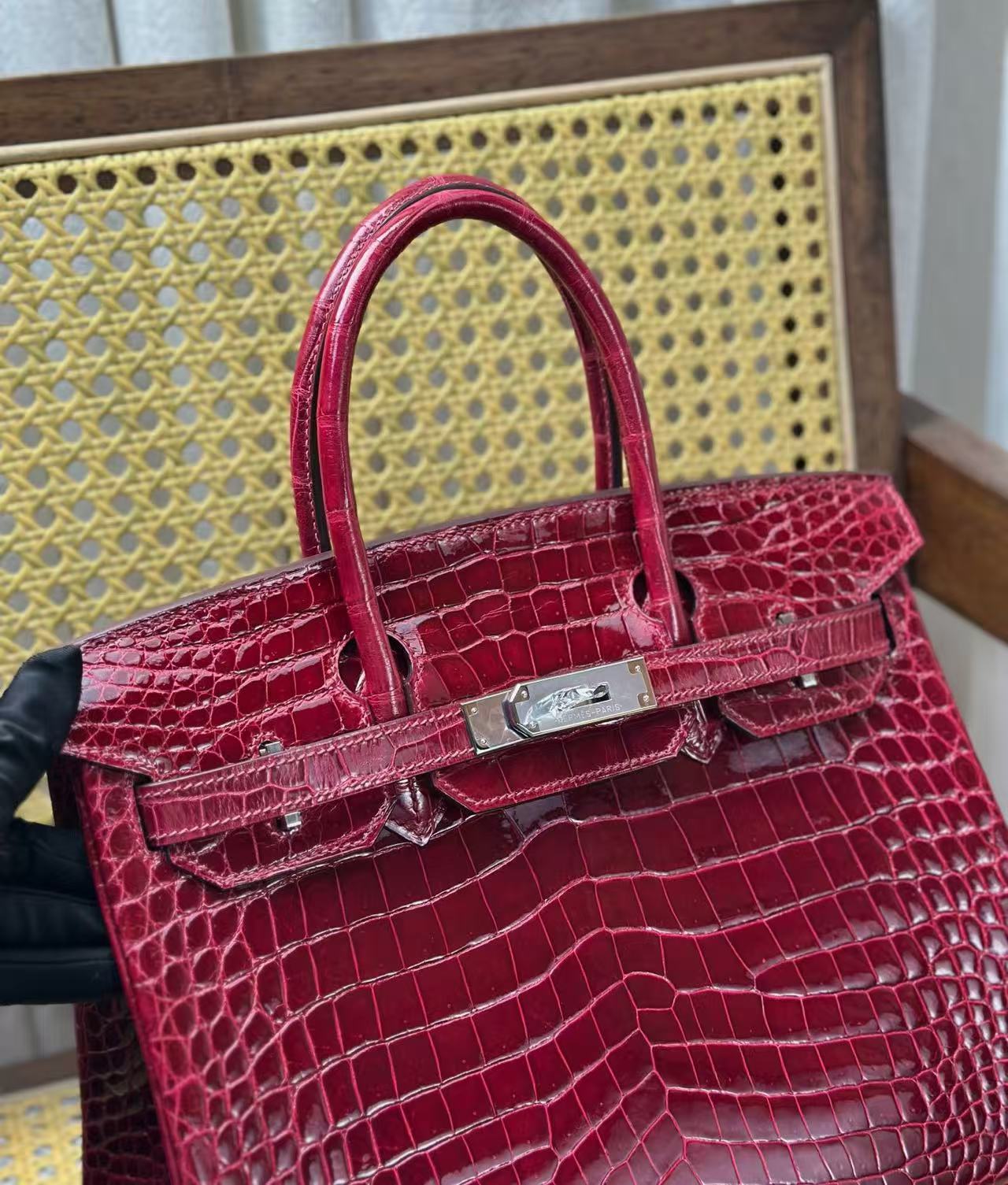 HM Birkin 25cm Deep Red Shiny Crocodile (15 day for production)