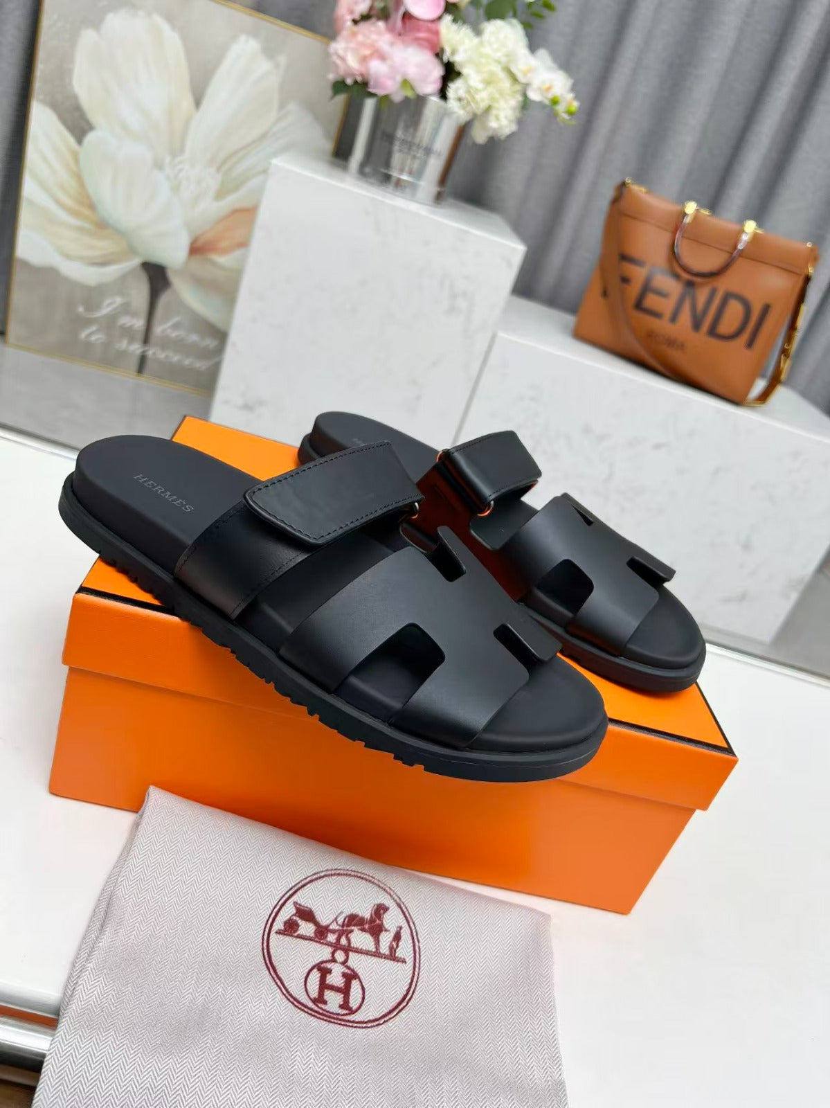 HM 26s Chypre Sandal Black Calfskin Leather 001