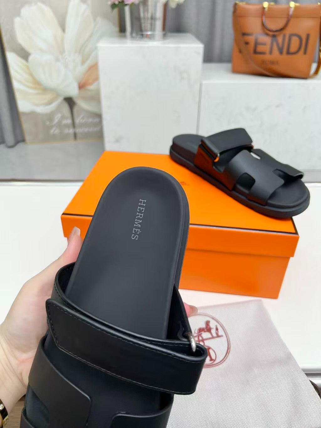 HM 26s Chypre Sandal Black Calfskin Leather 001