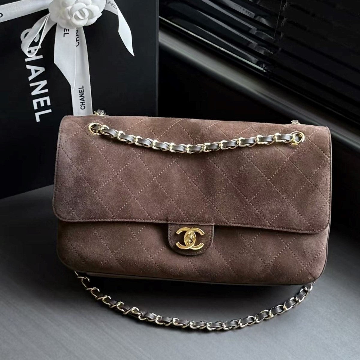 CC 26s Métiers d’art 2026 Maxi Flap Bag 32cm Suede GHW
