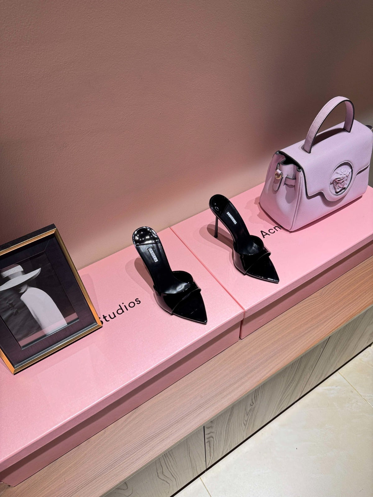 Lesila Lidia Mules 12cm Black Patent Leather