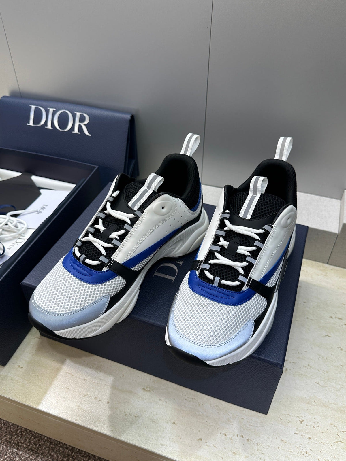 CD 26s Men B22 Sneakers White Grey Royal Blue Trim 834915