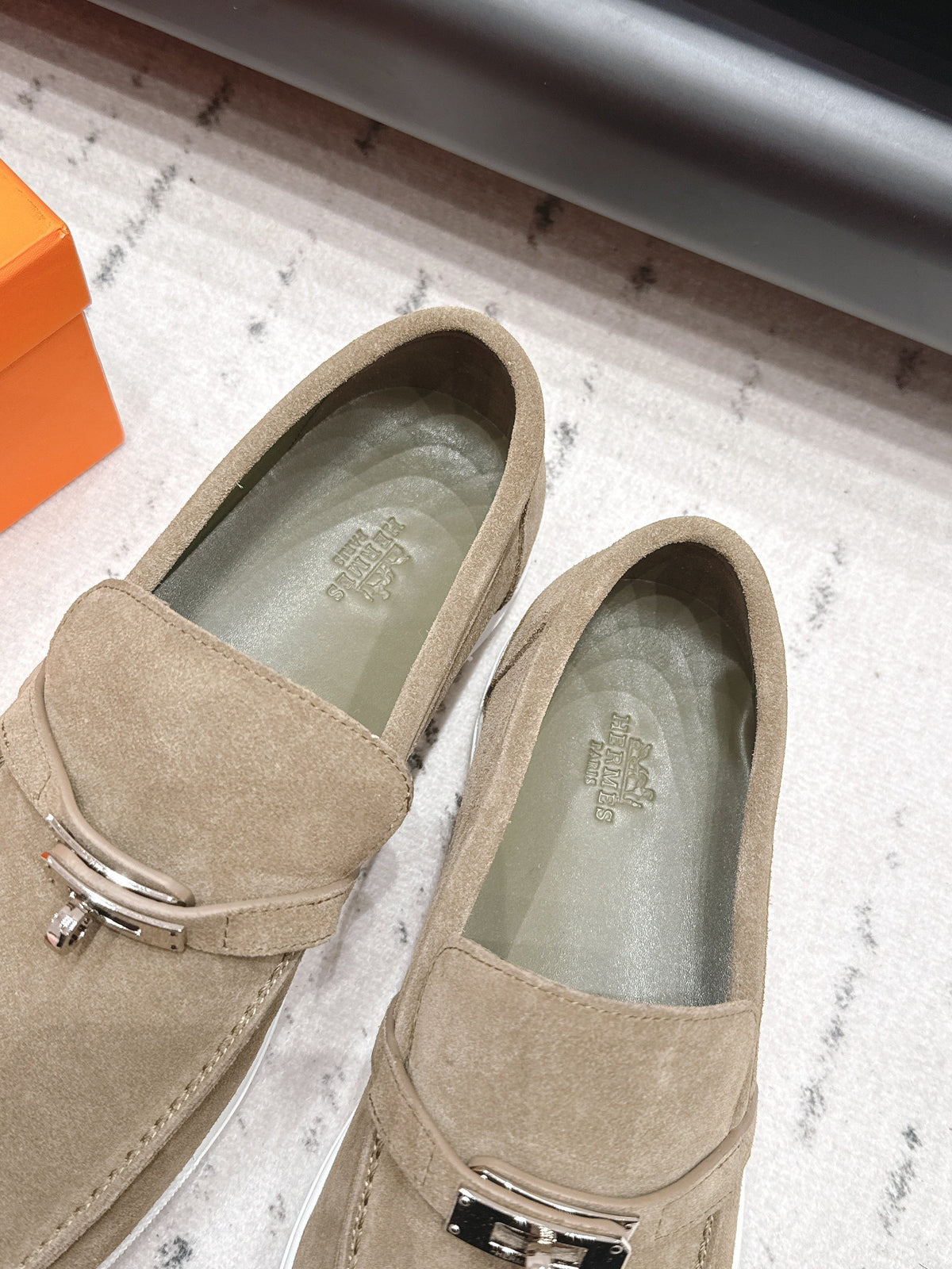 HM 26S Kelly Paris Loafers Olive Brown Suede Silver Hardware