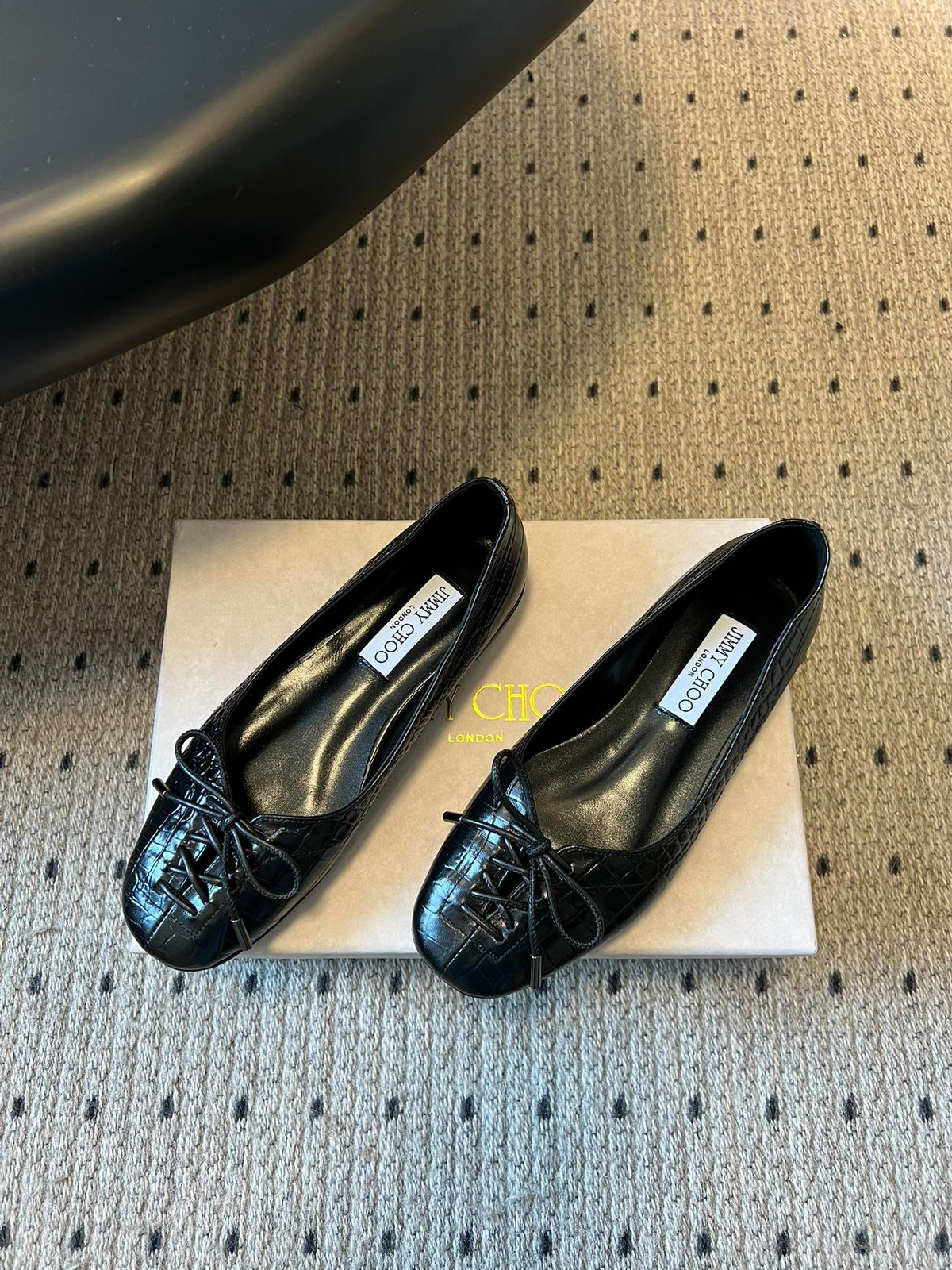 Jimmy Choo 26S Classic Ballet Flats Black Calfskin 742139