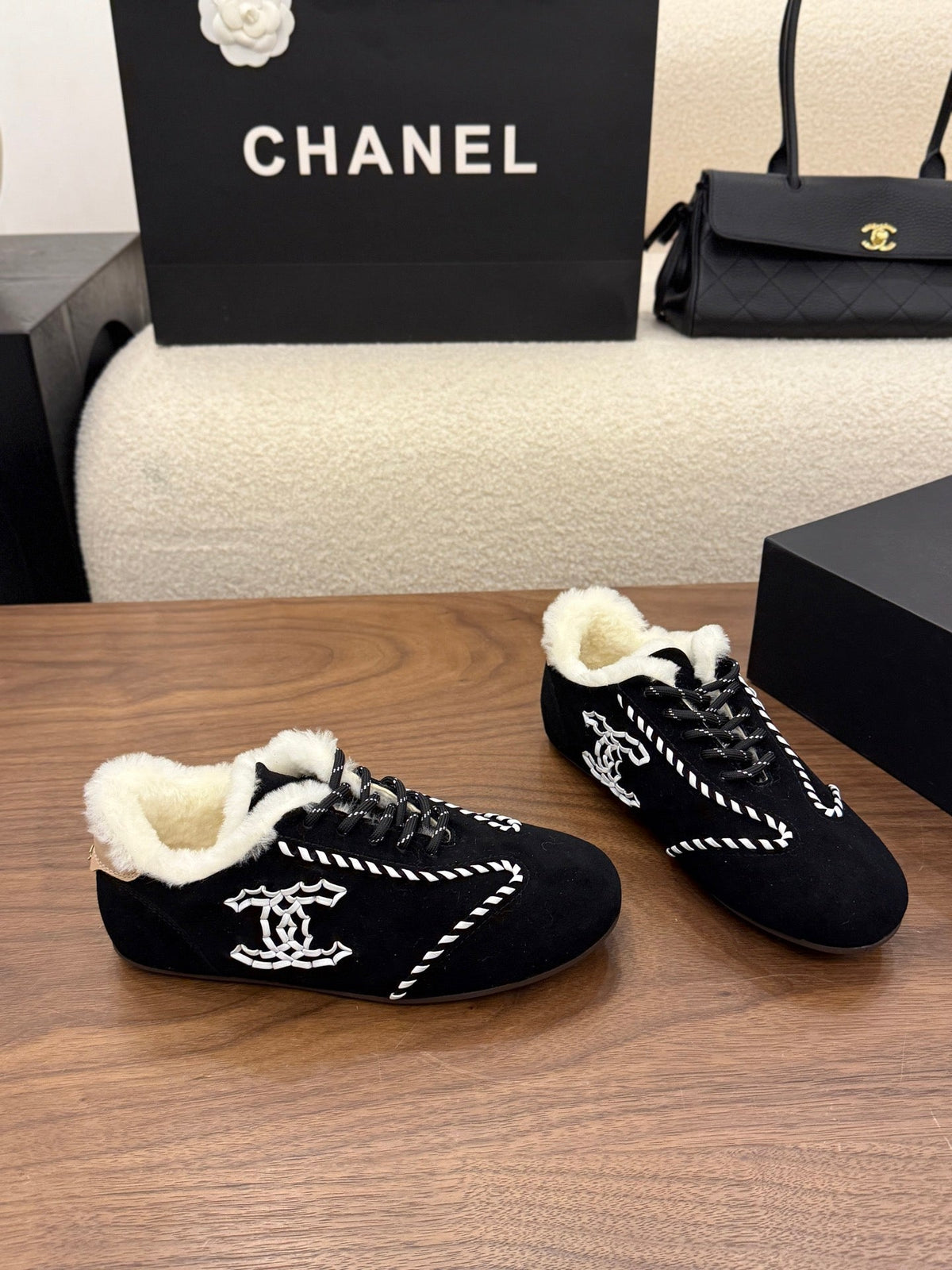 Chanel 2026 Sneaker Suede Wool 173401