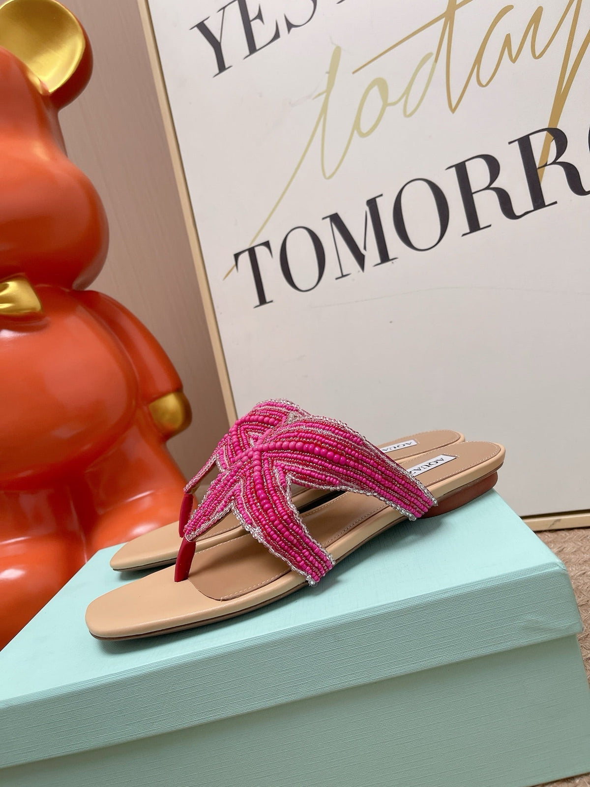 Aquazzura 26s Starfish Beaded Thong Sandals Pink And Beige Lambskin 482017
