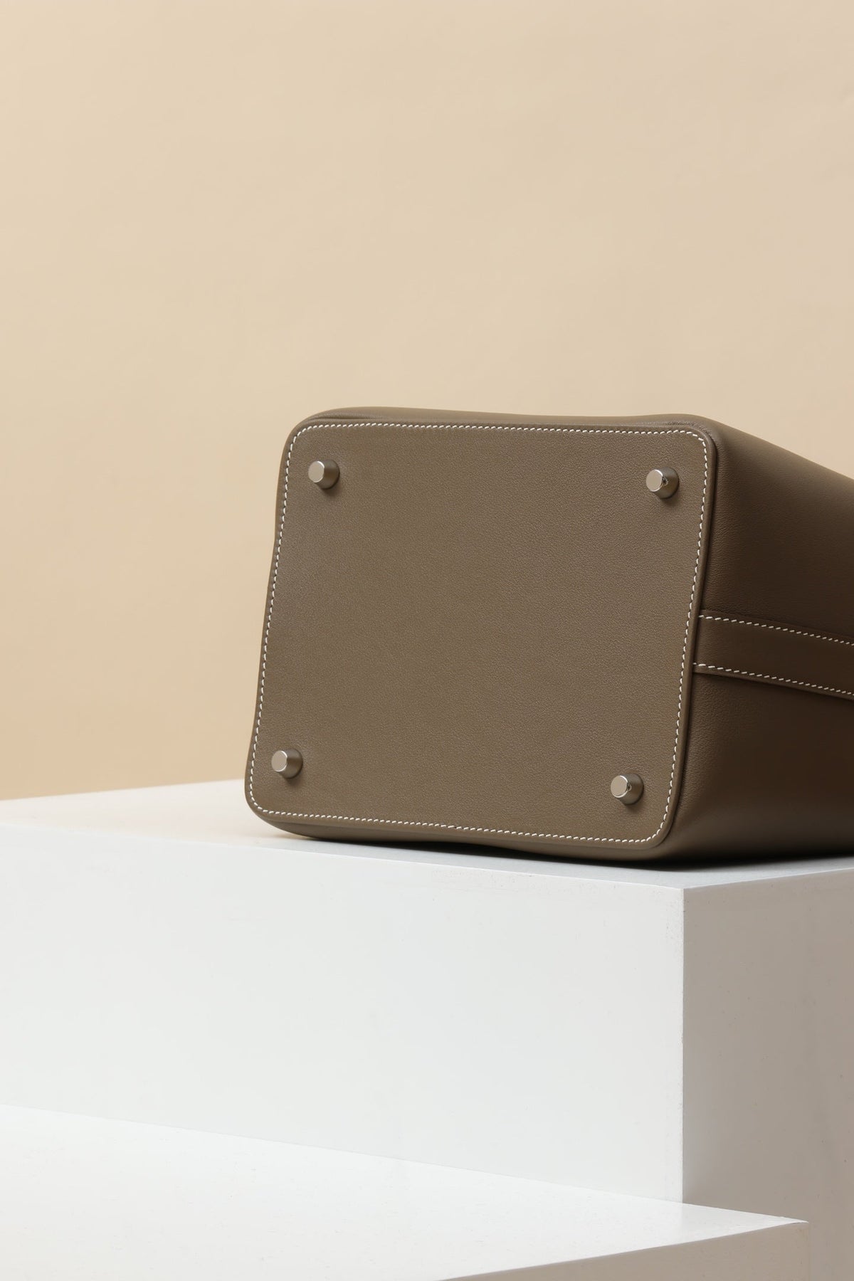 High-end Hermes 2026 Toolbox Bag 21cm Swift Leather