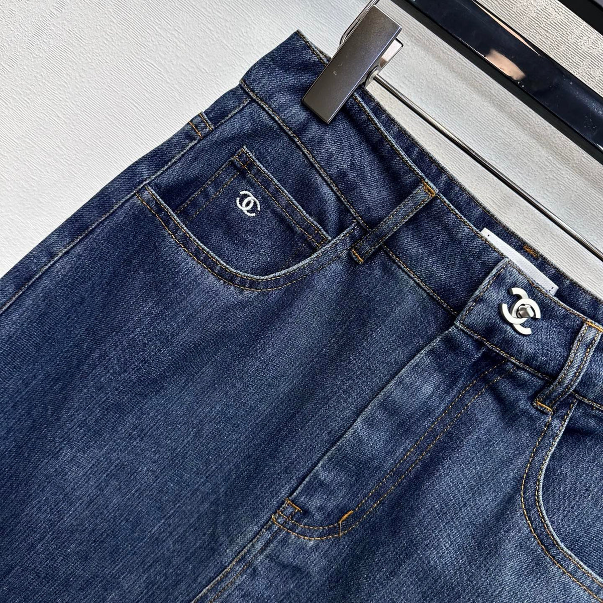 CC 26FW High-Waisted Slit Denim Midi Skirt Chain Trim Blue Cotton 441472
