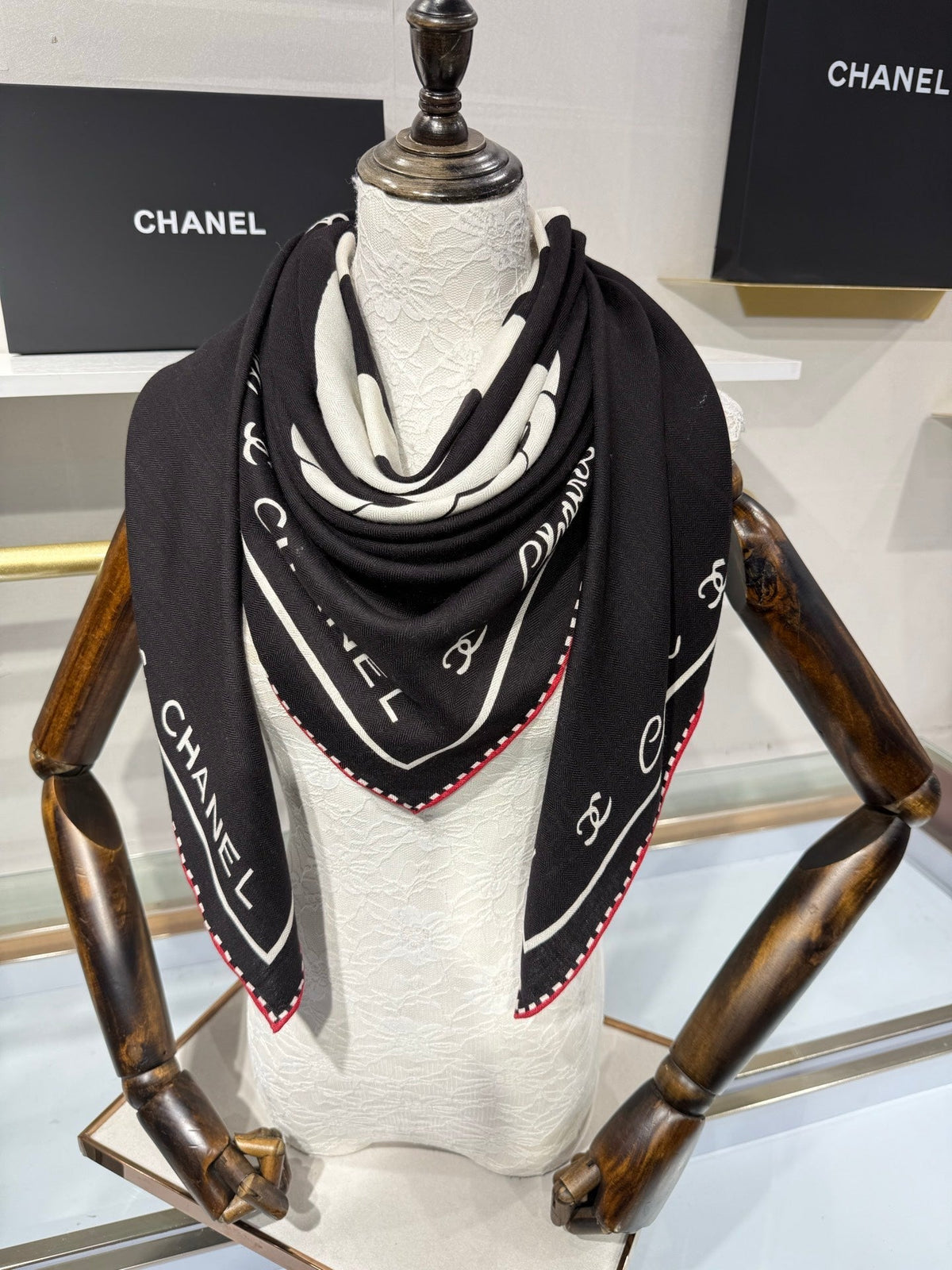 Chanel 2026 Chain Scarf Black Silk Cashmere 219220