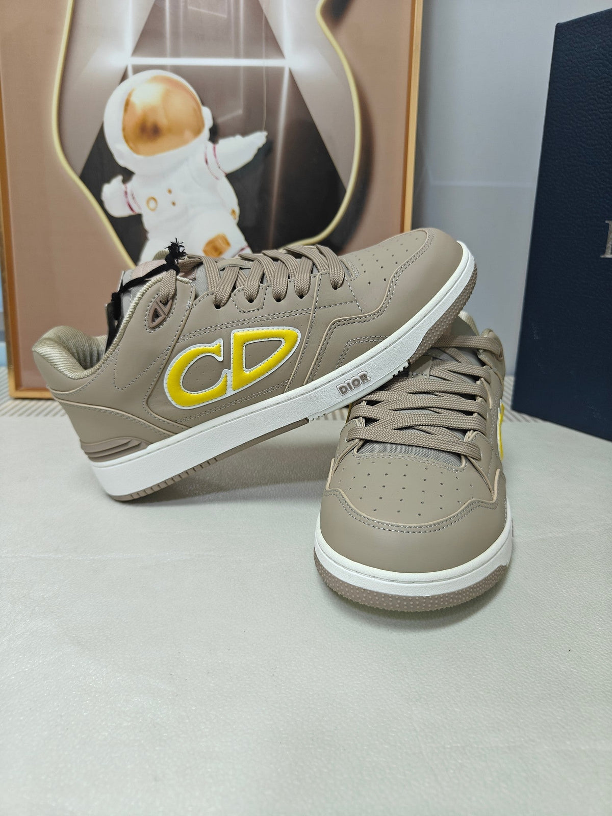 CD 26s Low Top Sneaker Light Brown Calfskin 728419