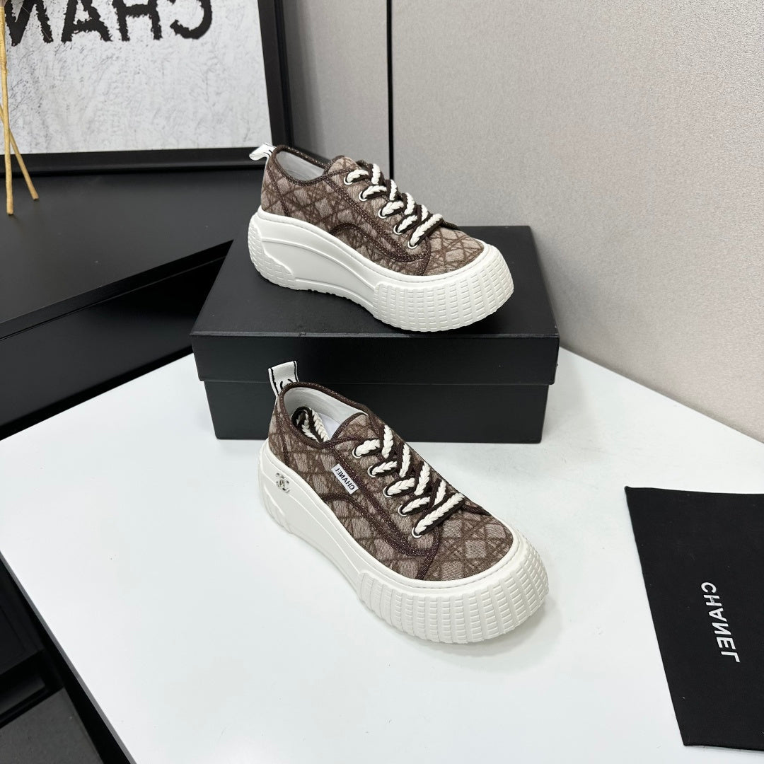 CC 26S Chunky Sneakers in Brown Diamond-Patterned Woven Fabric