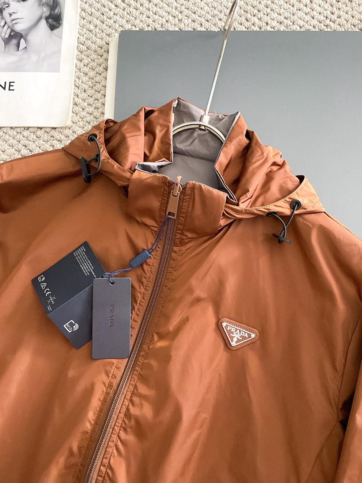 Prada 26s Men Hooded Windbreaker Jacket Enamelled Triangle Logo 518392