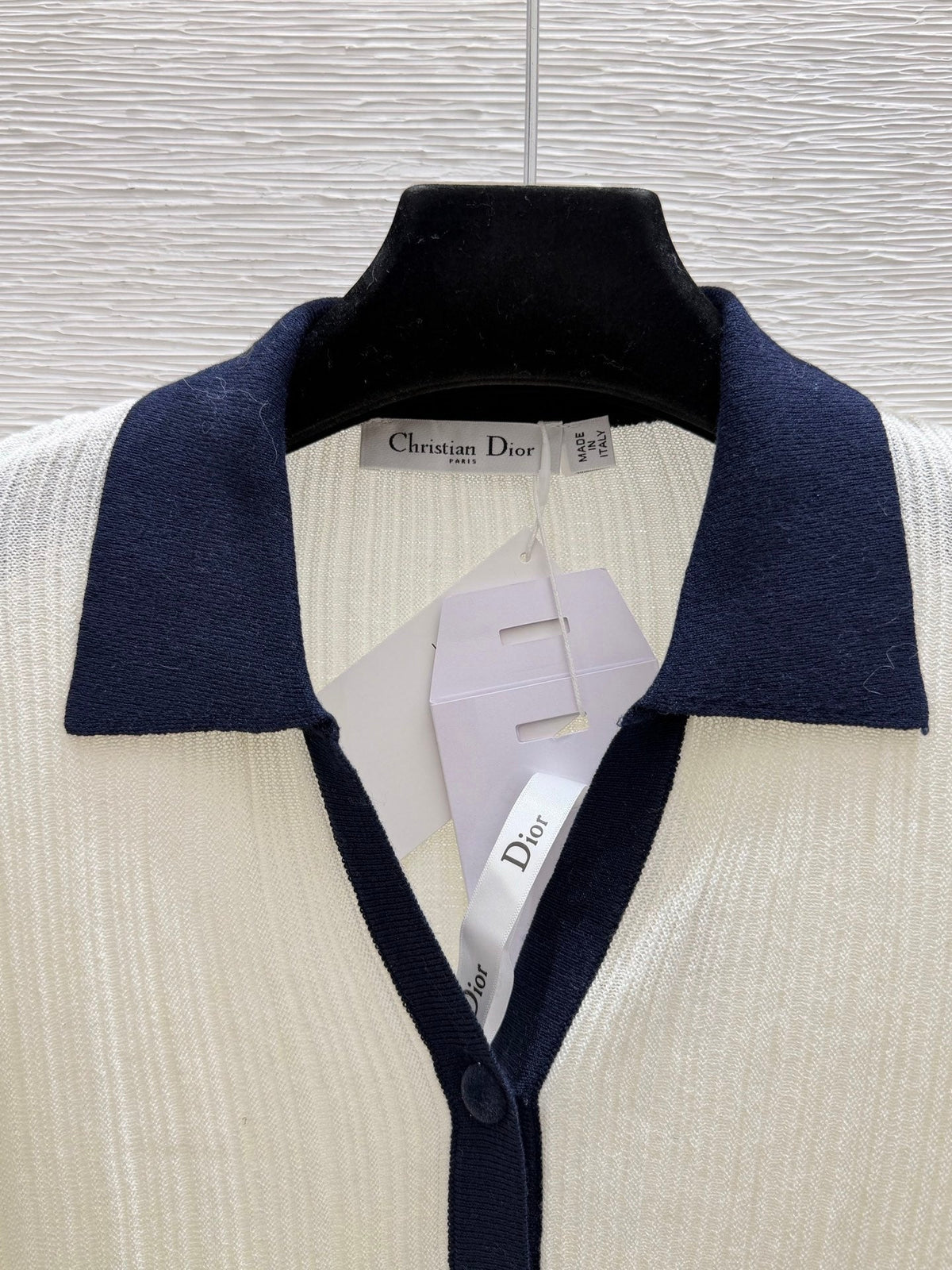 CD 26FW Ribbed-Knit Cardigan Contrast Camel Collar Covered Buttons Bee Embroidery 313314