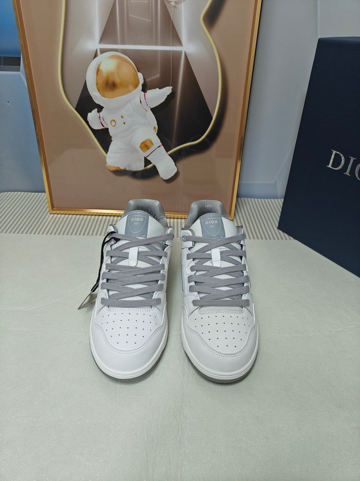 CD 26s Low Top Sneaker White Grey Calfskin 831492