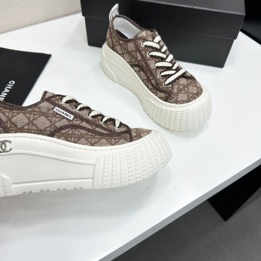 CC 26S Chunky Sneakers in Brown Diamond-Patterned Woven Fabric