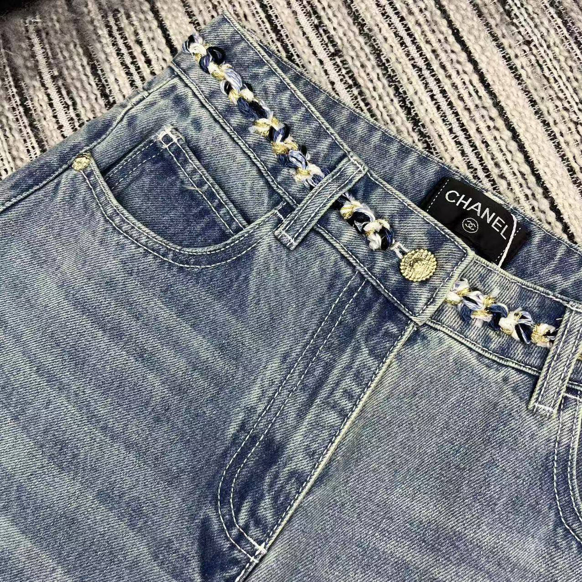Chanel 26S Jeans 1420