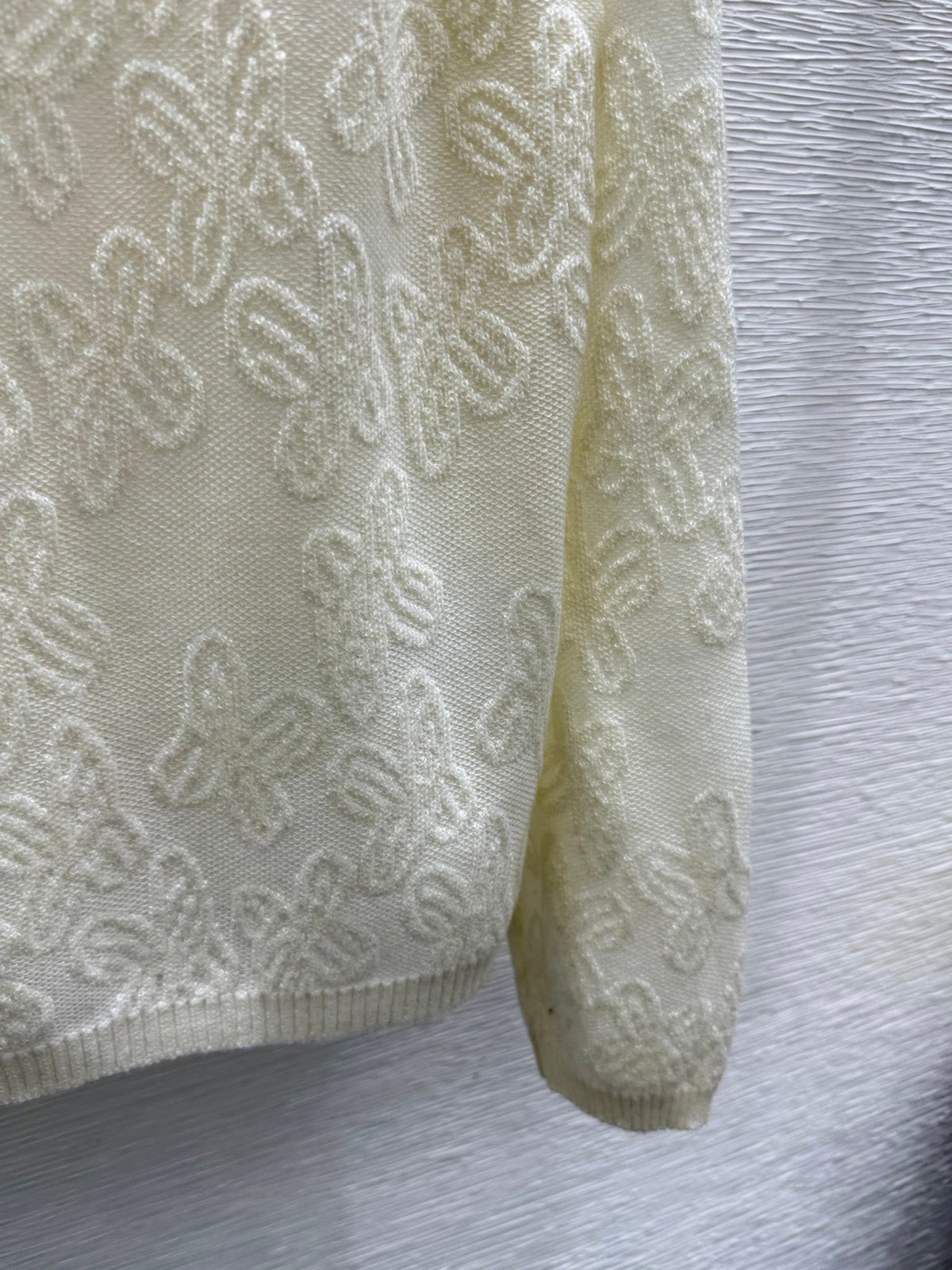 CD 26FW Collared Knit Cardigan Button-Front Embroidered Logo Cream Wool 313337