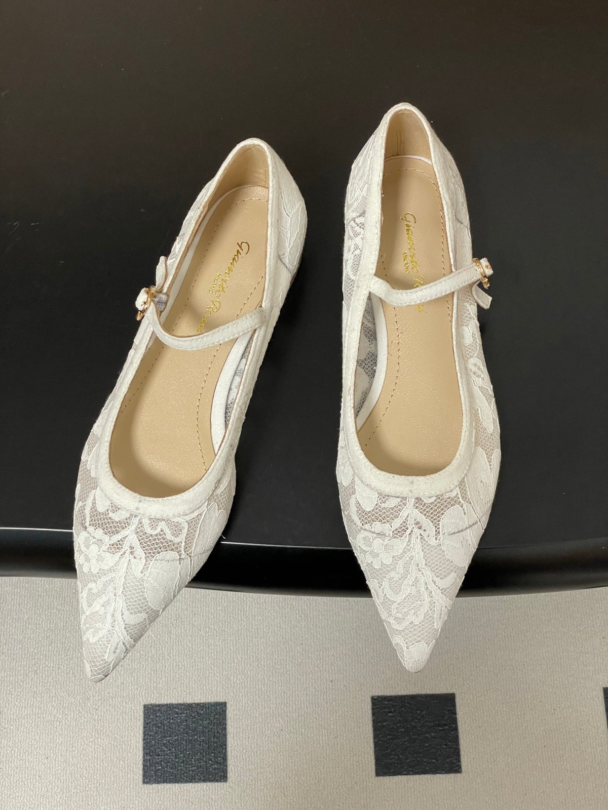 GR 26s Mary Jane White Lace 164801