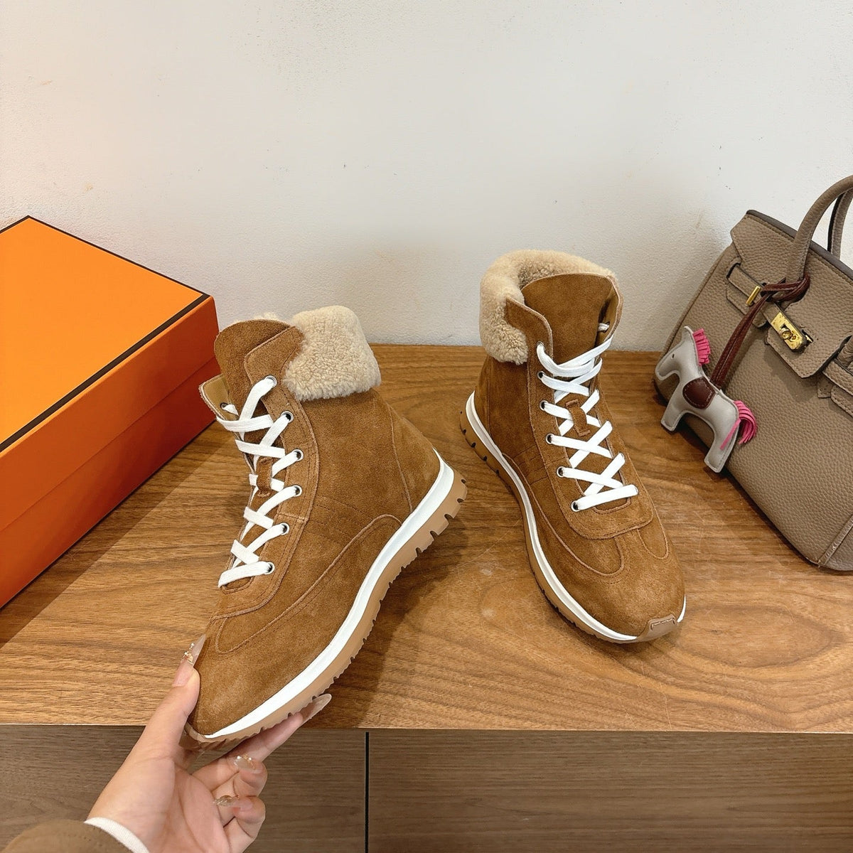 HM 26S Fur-Lined High Top Sneakers Brown Suede