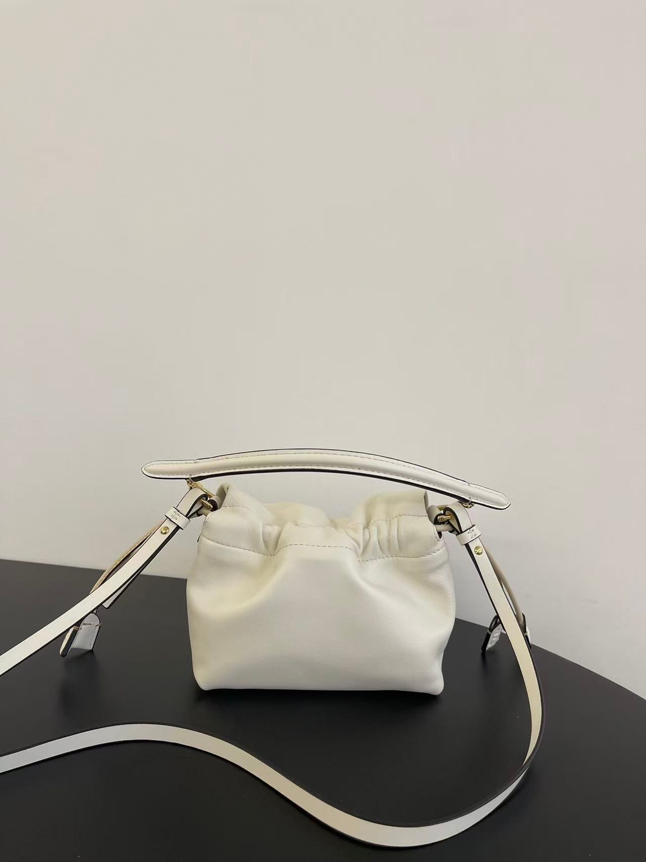 Mamma Baguette Small White Sheepskin