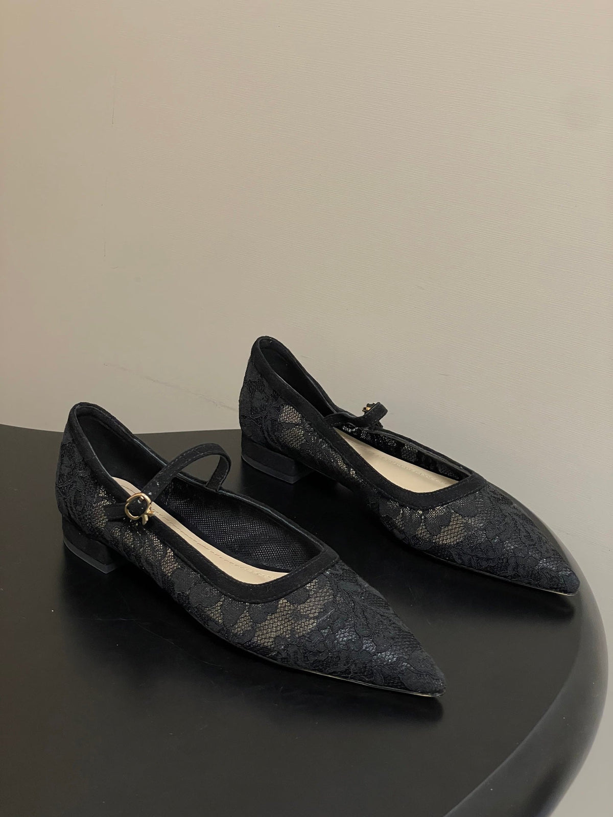 GR 26s Mary Jane Black Lace 164800