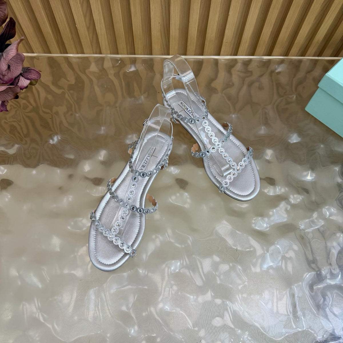Aquazzura 26s Flat Sandals Silver Calfskin Crystal Embellished 625184