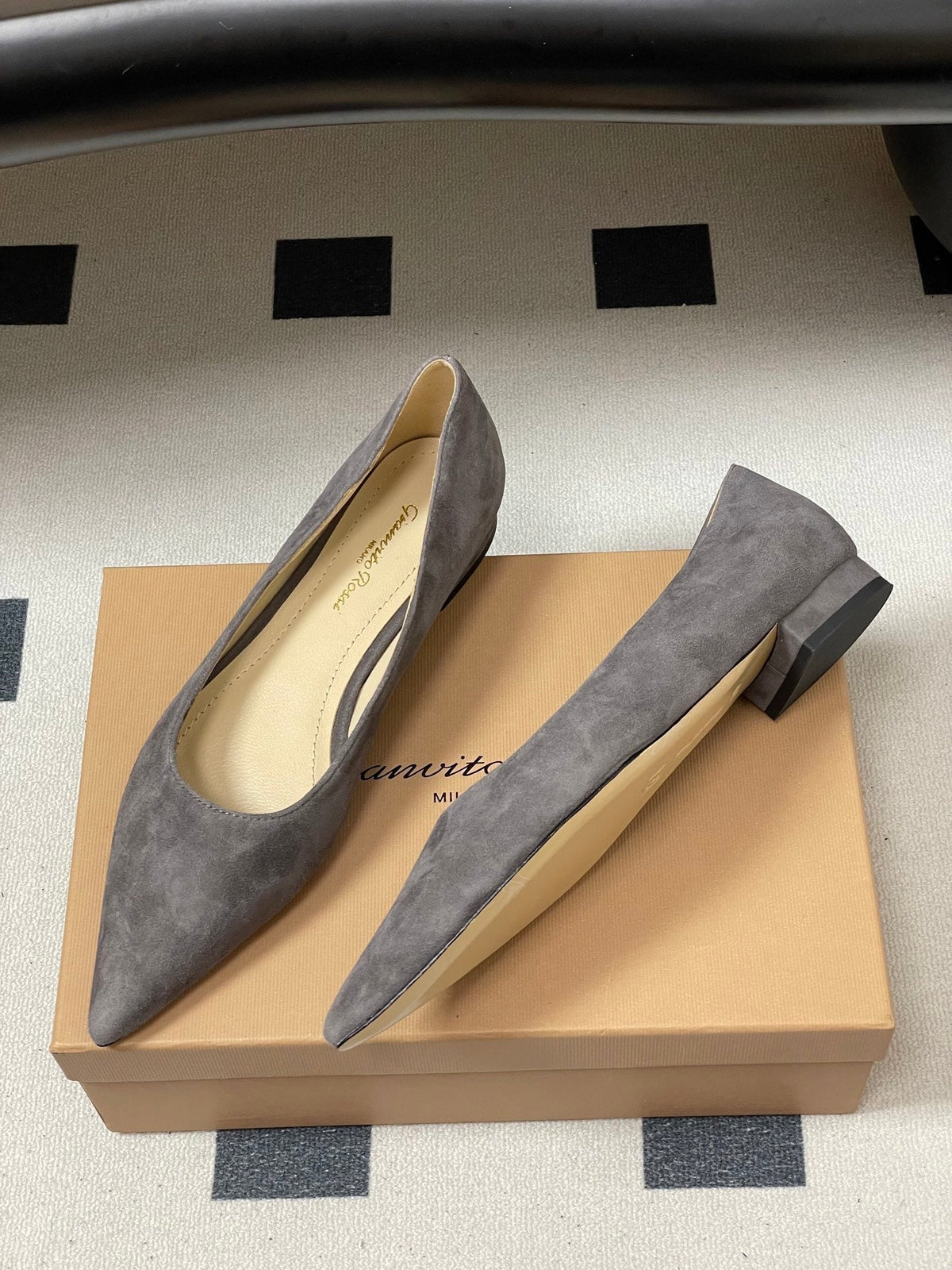 GR 26s Flats Grey Suede 164787