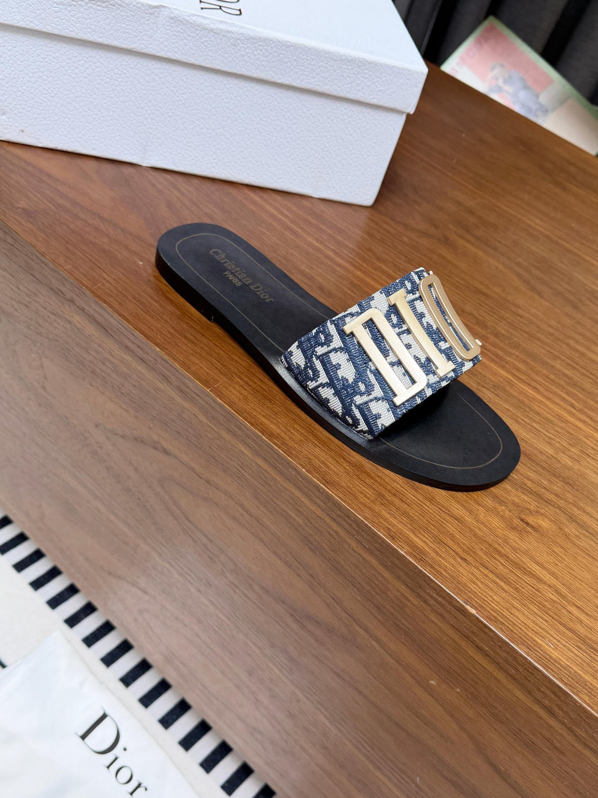 CD 26s D Way Slide Blue Dior Oblique Embroidered Cotton With Gold Hardware 719284