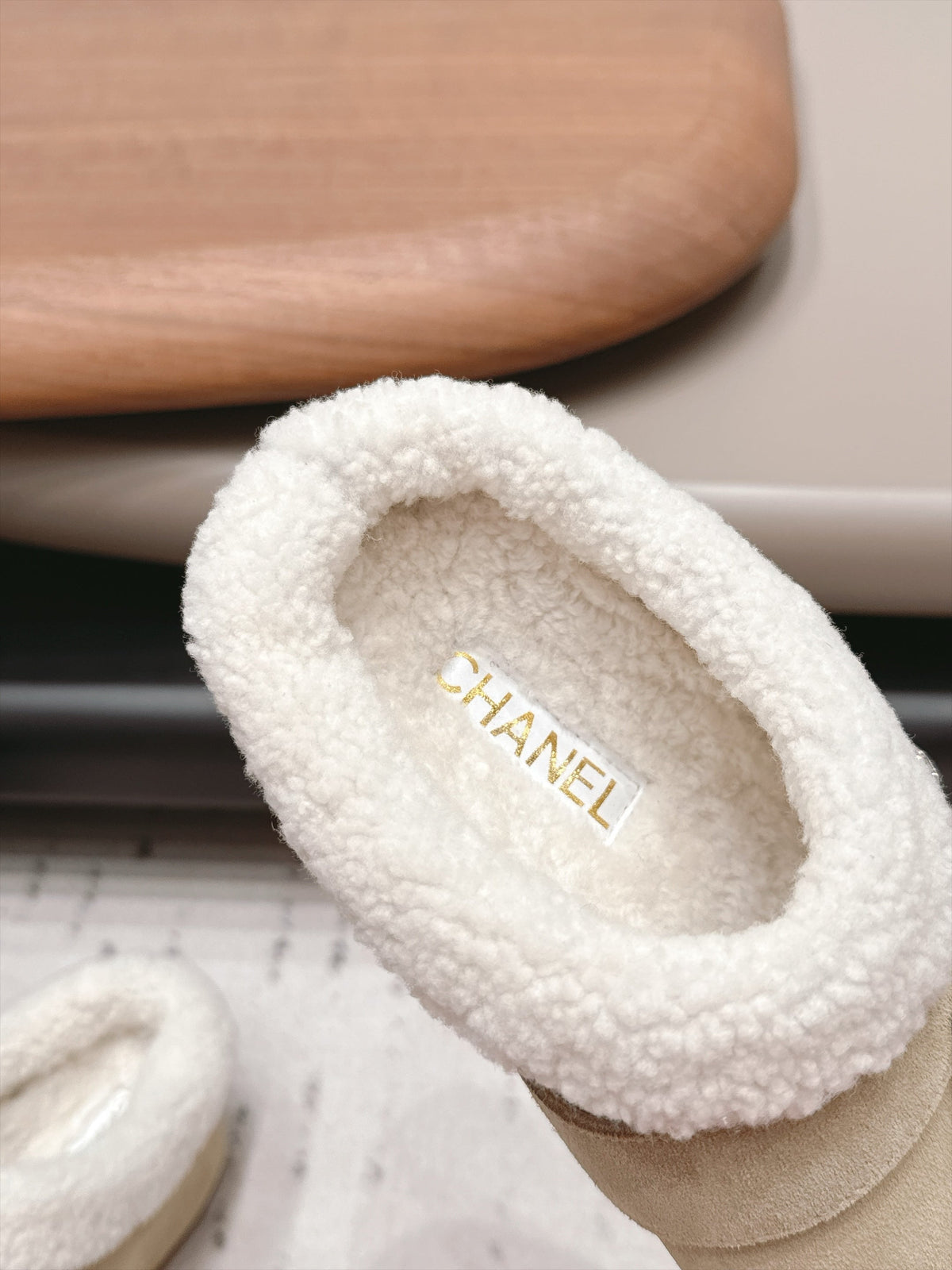 Chanel 2026 Round-toed Platform Mule Suede Wool 175862