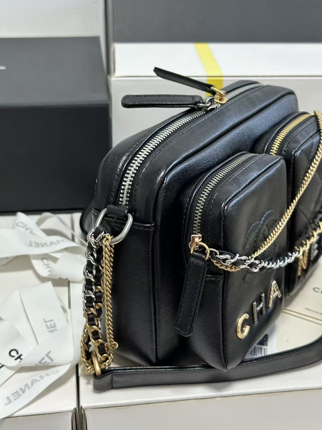 CC 22C Early Spring Crossbody Bags Black Lambskin