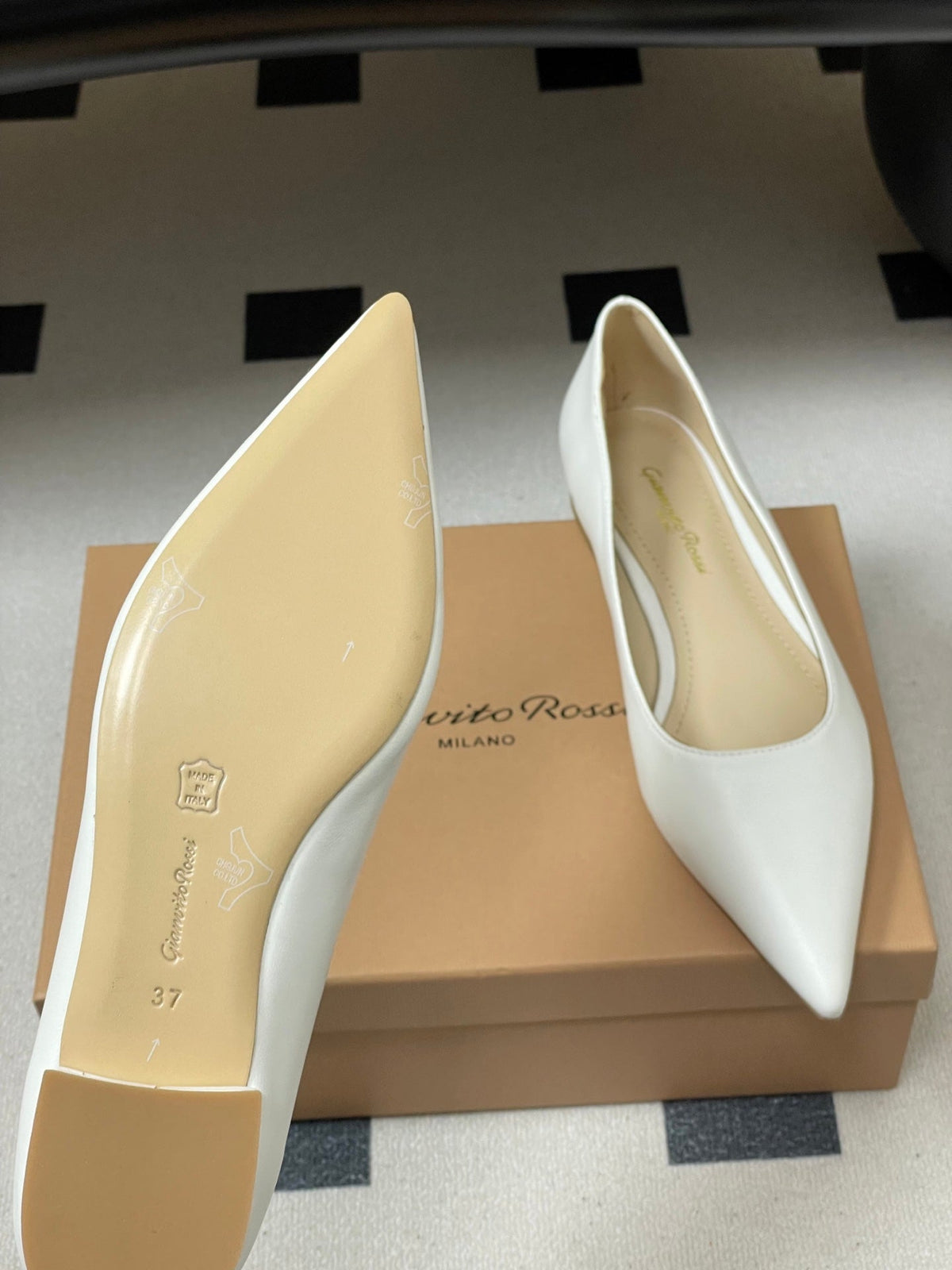 GR 26s Flats White Calfskin 164794