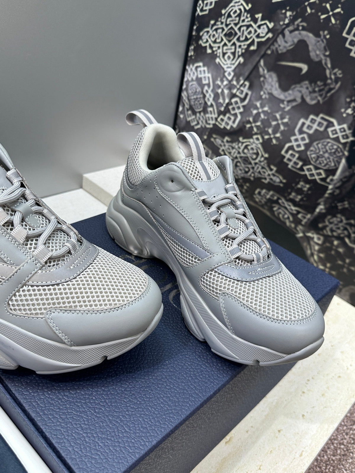 CD 26s Men B22 Sneakers Grey Mesh 618492