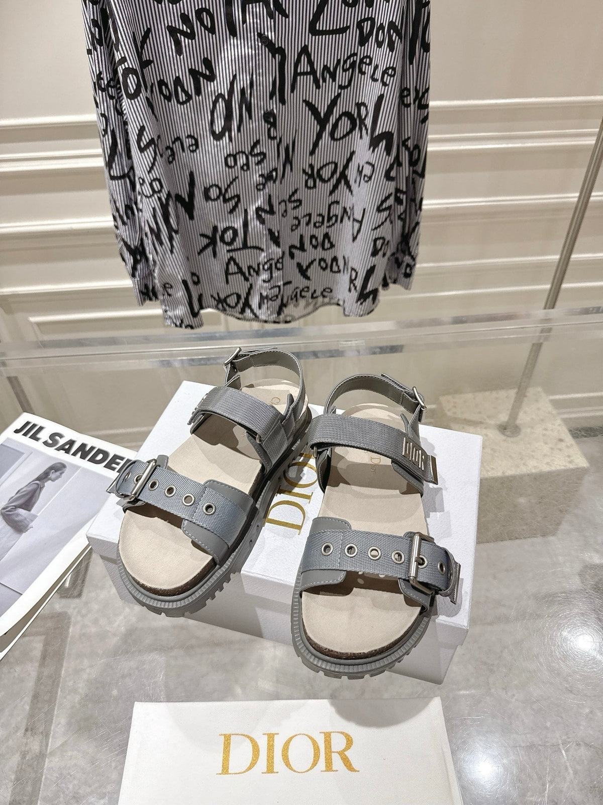 CD 26s Buckle Sandals Grey Canvas 491038
