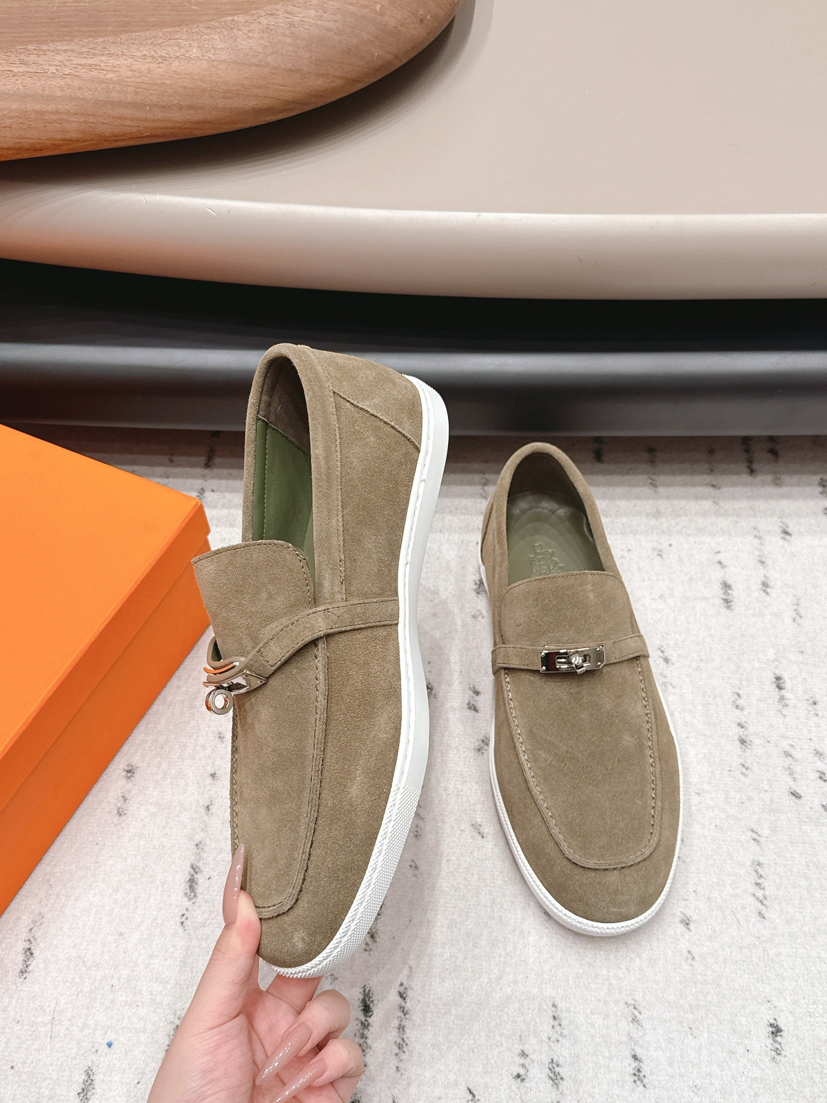 HM 26S Kelly Paris Loafers Olive Brown Suede Silver Hardware