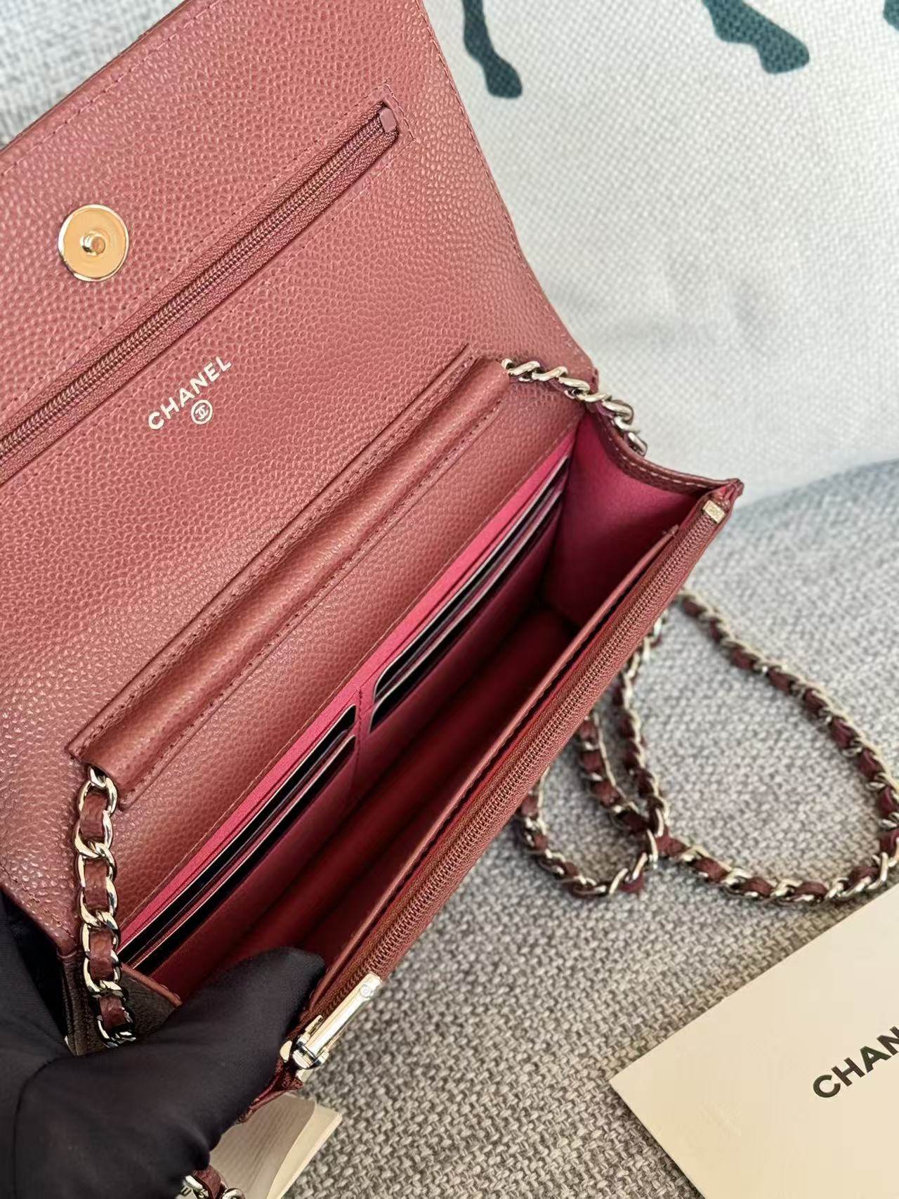 CC Classic WOC 19cm Burgundy Caviar Leather