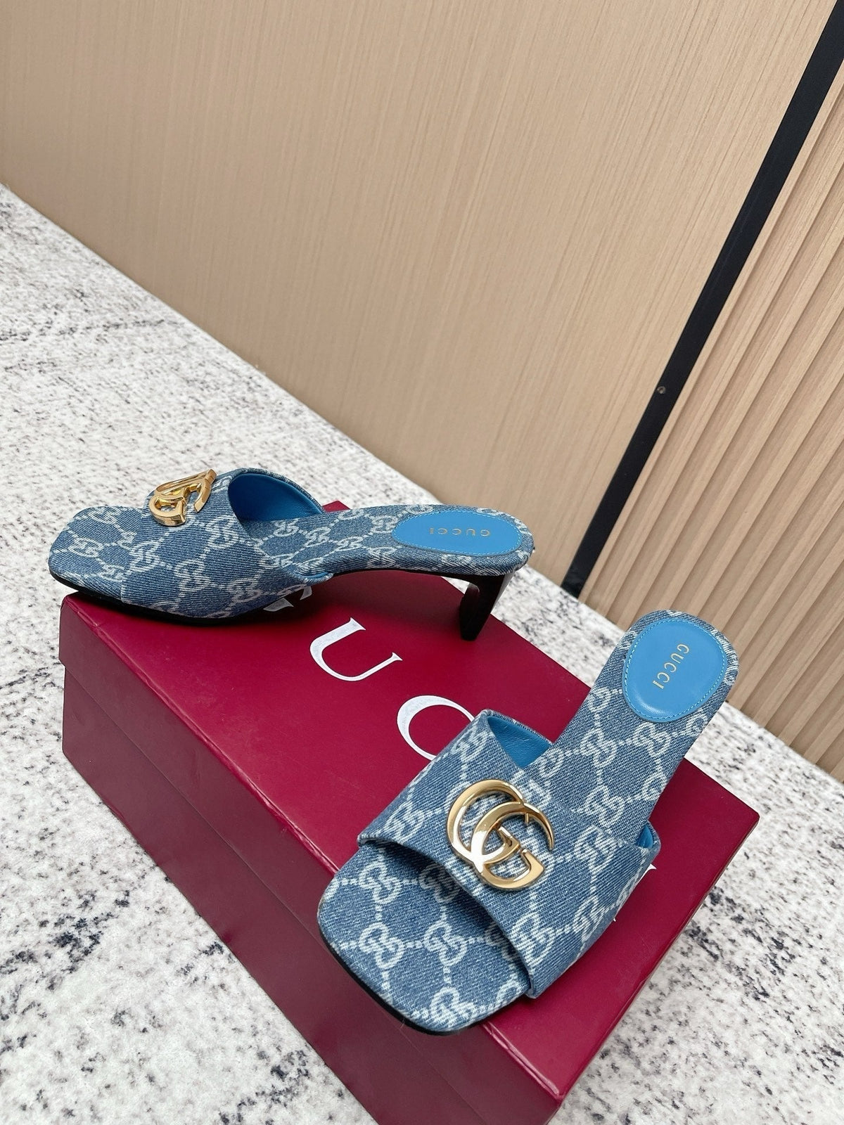 Gucci 26s High Heels Blue Denim Gold Hardware