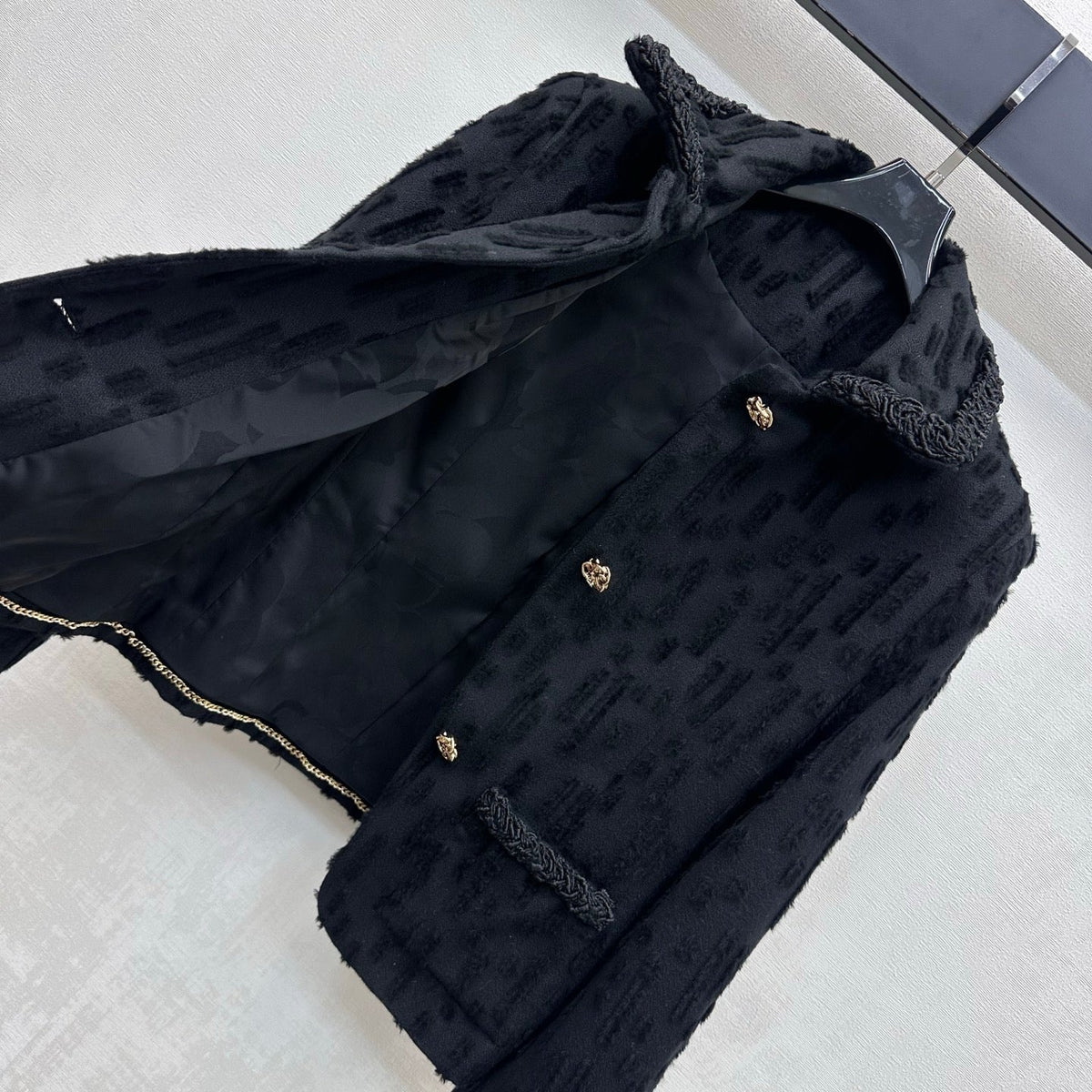 Chanel 26B Textured Wool Jacket With Collar Black 444356