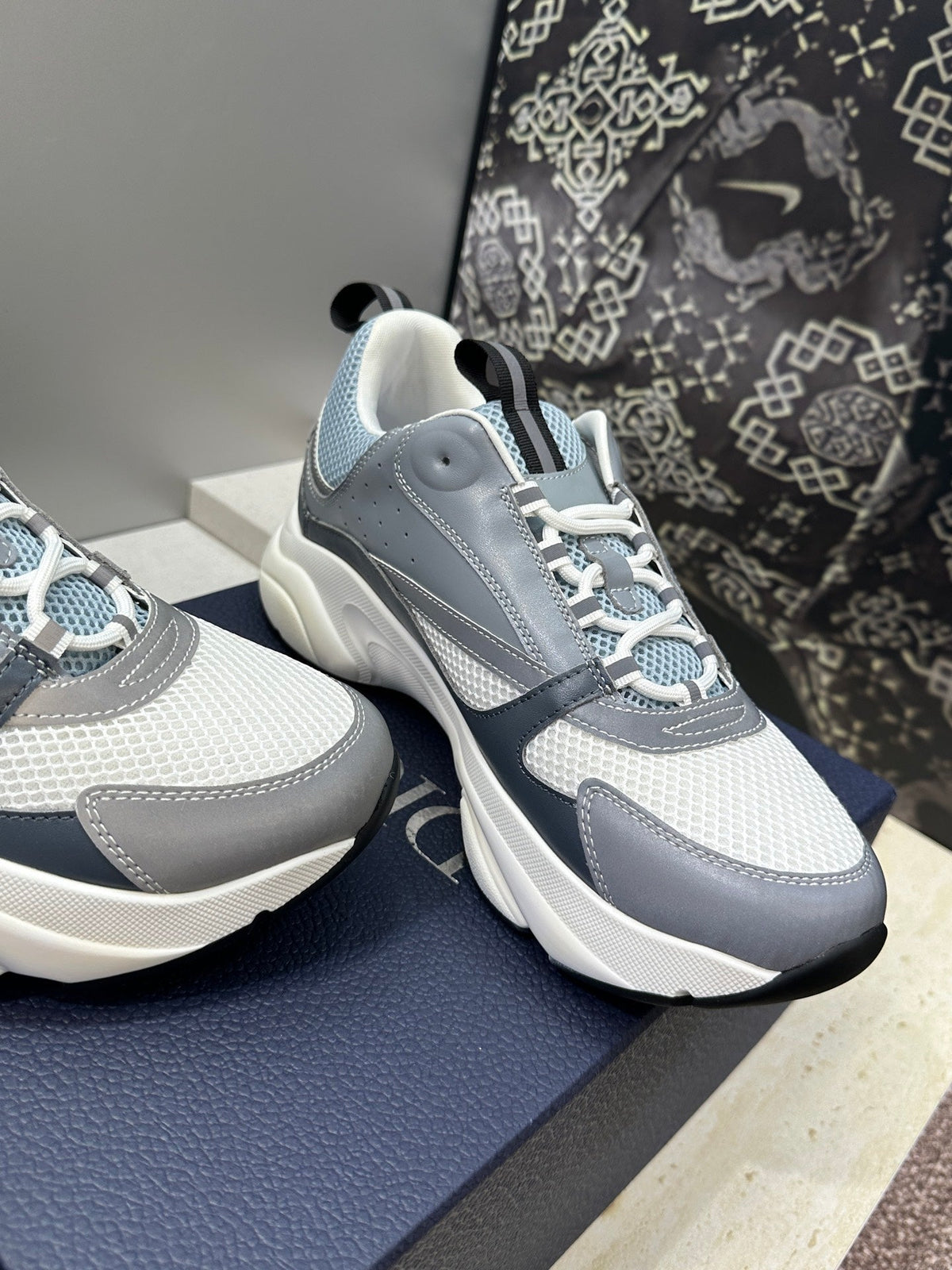 CD 26s Men B22 Sneakers Grey White Mesh Blue Trim 410295