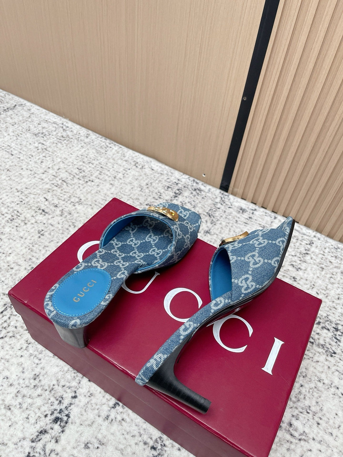 Gucci 26s High Heels Blue Denim Gold Hardware