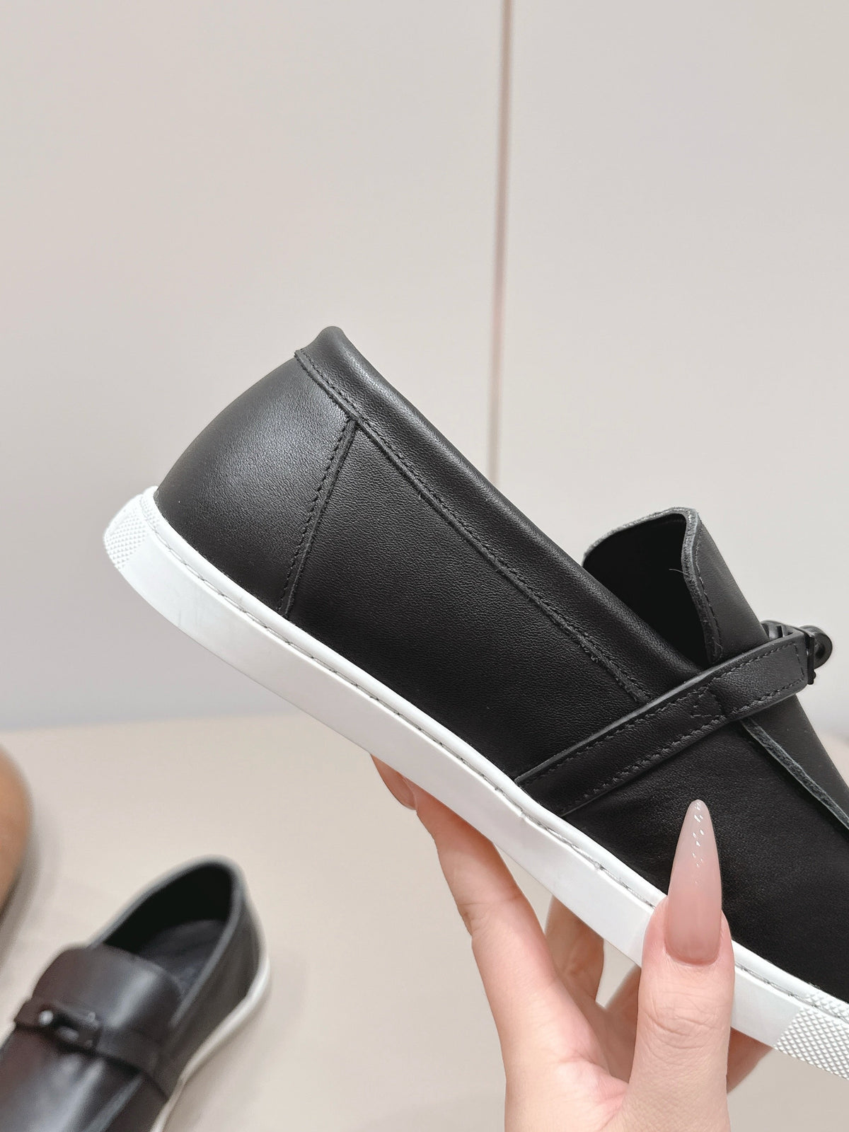 HM 26S Kelly Paris Loafers Black Calfskin Black Hardware