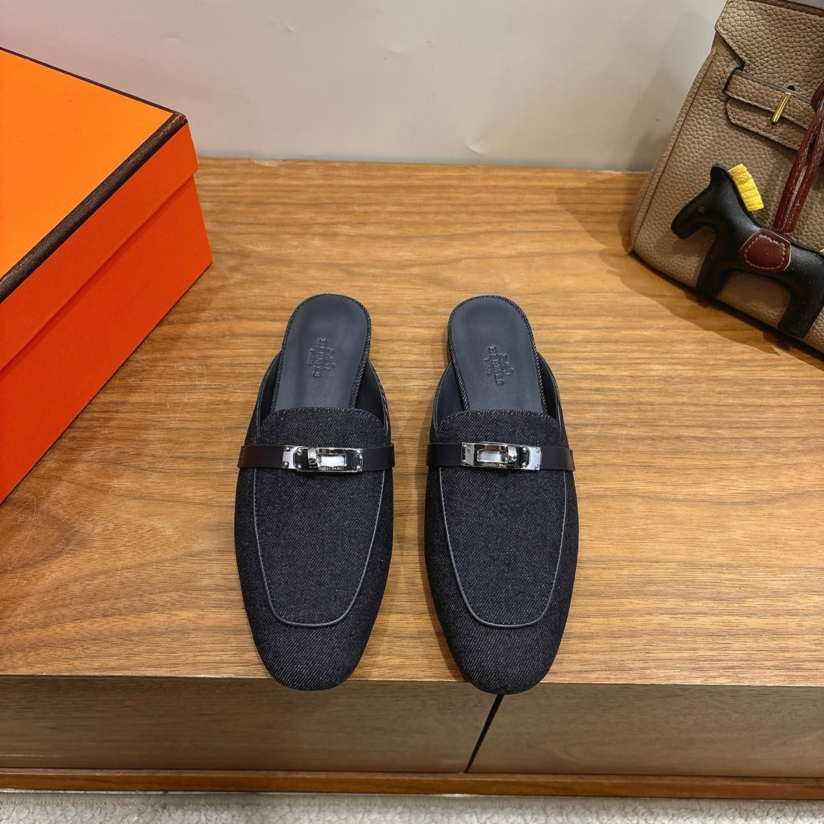 HM 26s Oz Mule Black Denim Silver Hardware